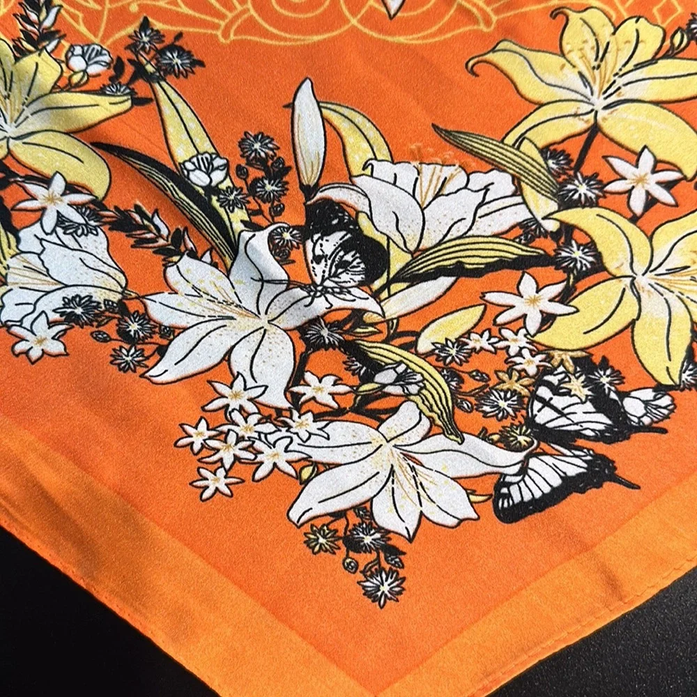 NORACORA Scarf - Picture 5 of 5